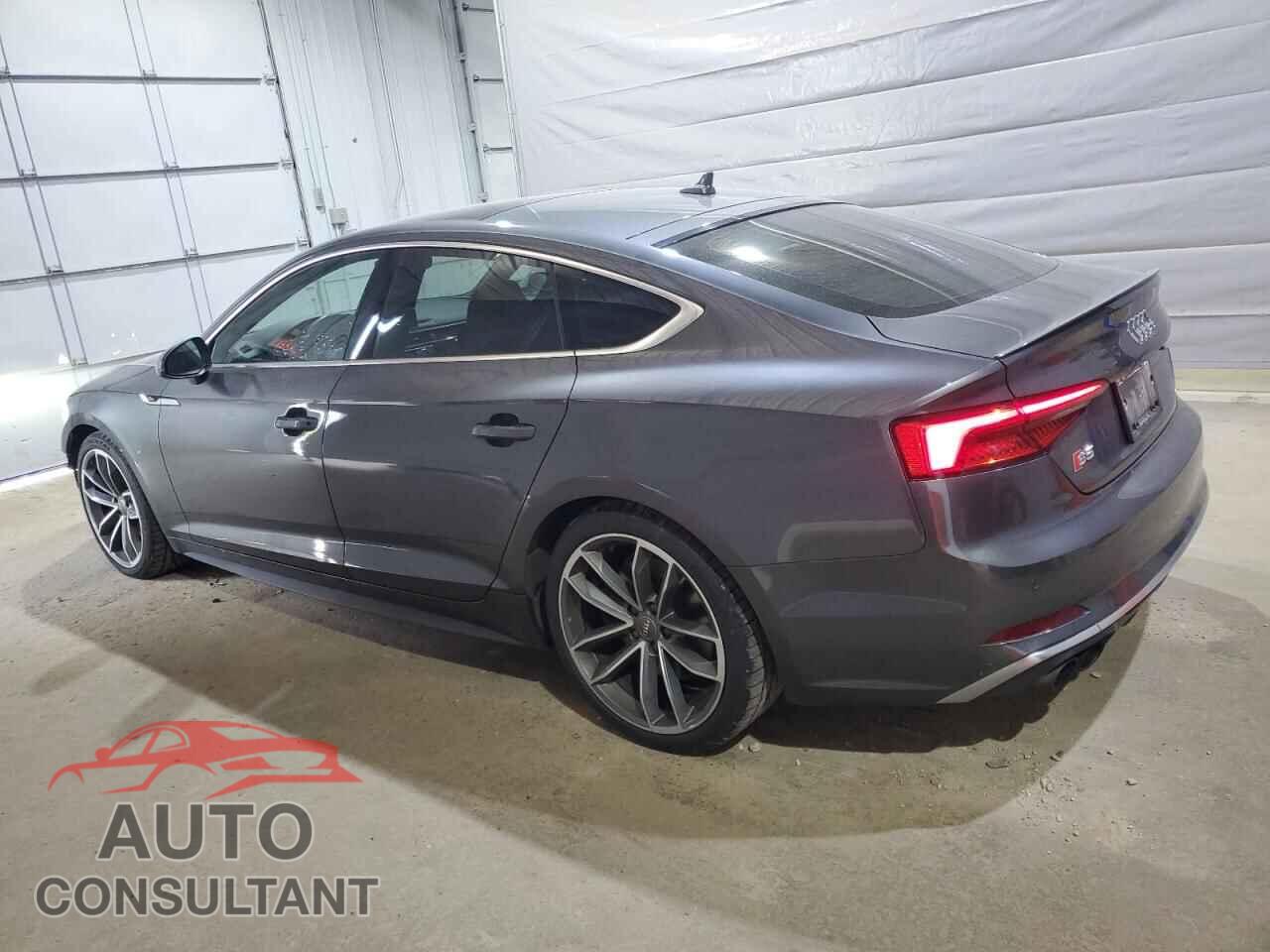 AUDI S5/RS5 2018 - WAUC4CF51JA008767
