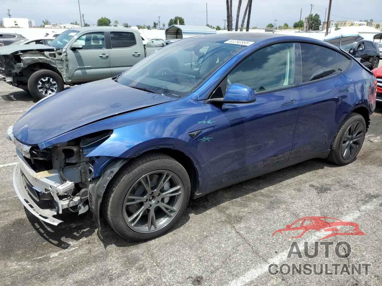 TESLA MODEL Y 2024 - 7SAYGAEE1RF105091