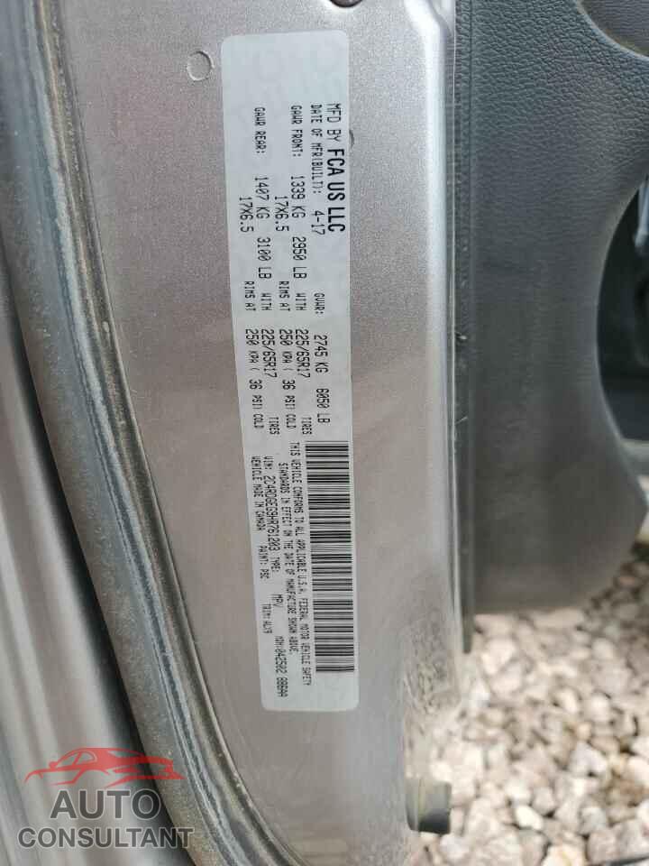 DODGE CARAVAN 2017 - 2C4RDGEG9HR761203