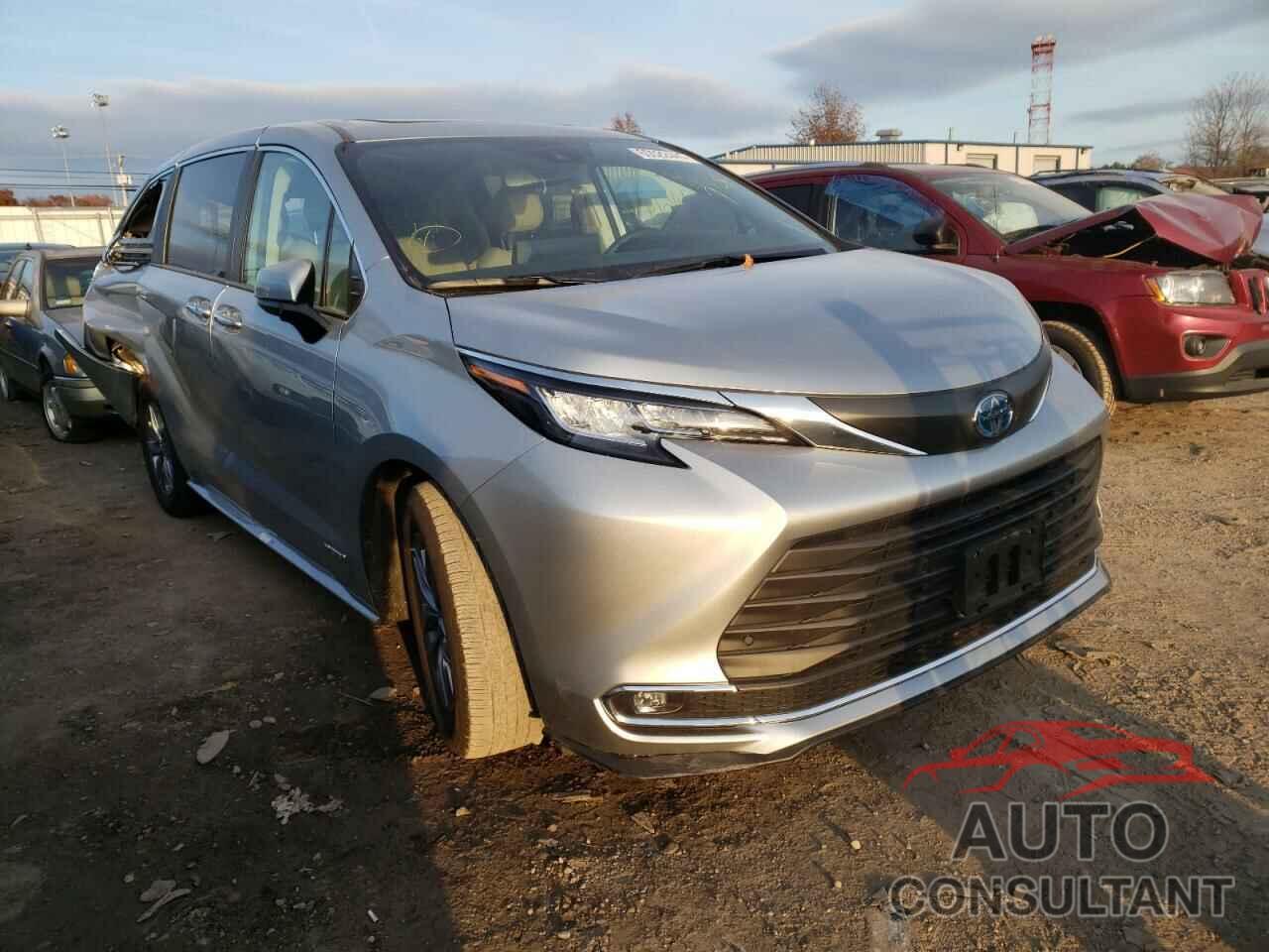 TOYOTA SIENNA 2021 - 5TDYRKECXMS019648