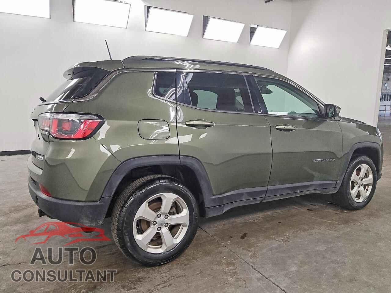 JEEP COMPASS 2018 - 3C4NJDBB3JT372221