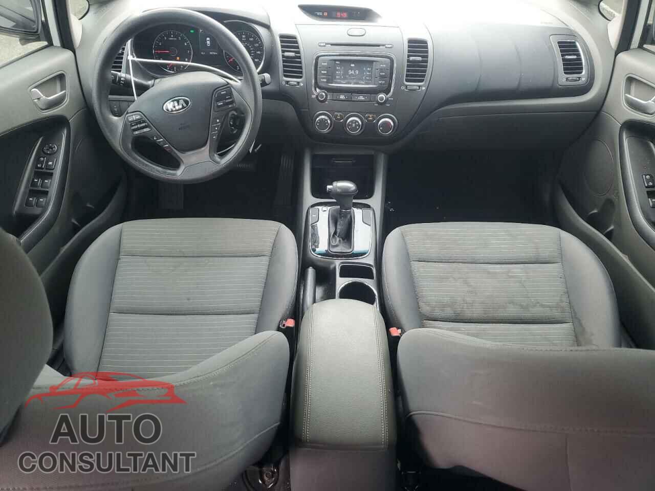 KIA FORTE 2017 - 3KPFL4A73HE006589