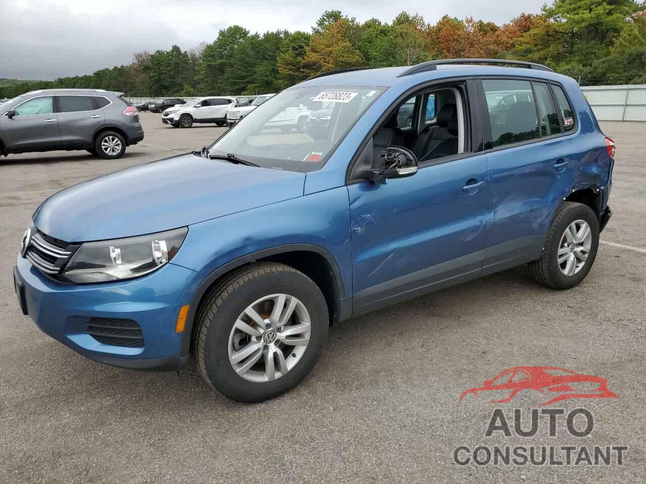 VOLKSWAGEN TIGUAN 2017 - WVGBV7AX2HK004447