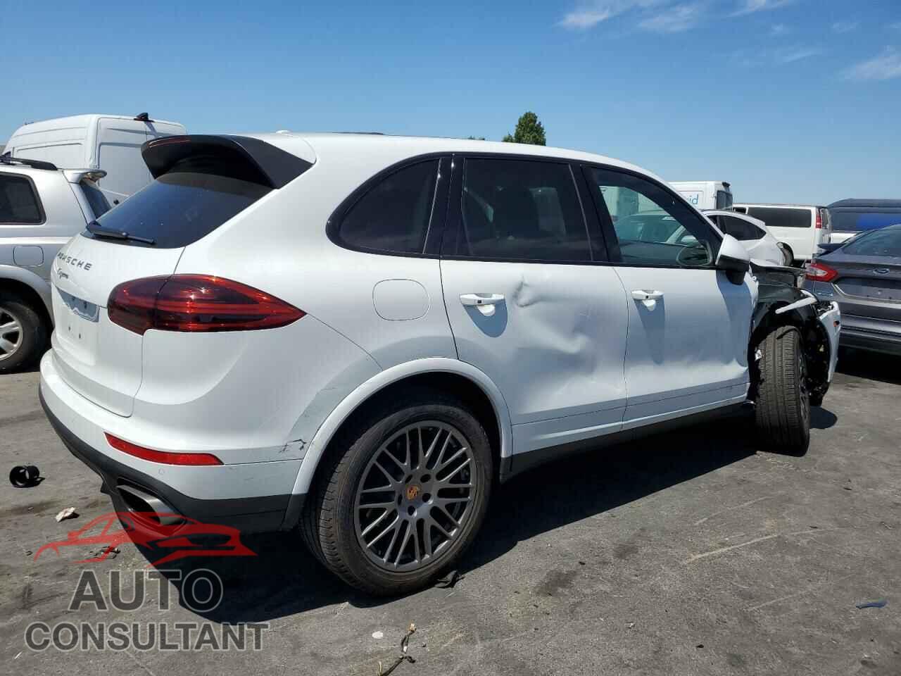PORSCHE CAYENNE 2017 - WP1AA2A27HKA82871