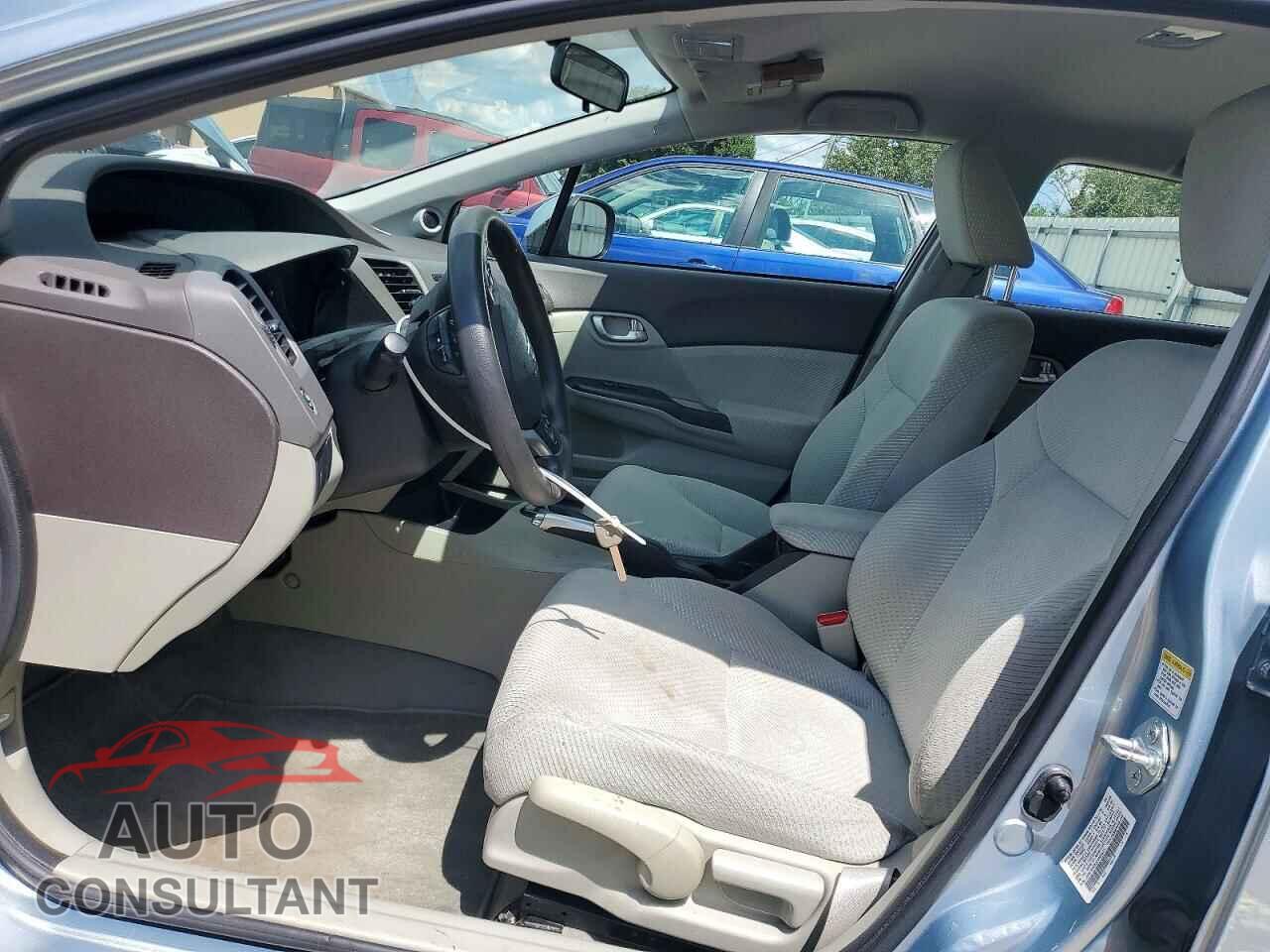 HONDA CIVIC 2012 - JHMFB4F23CS002871