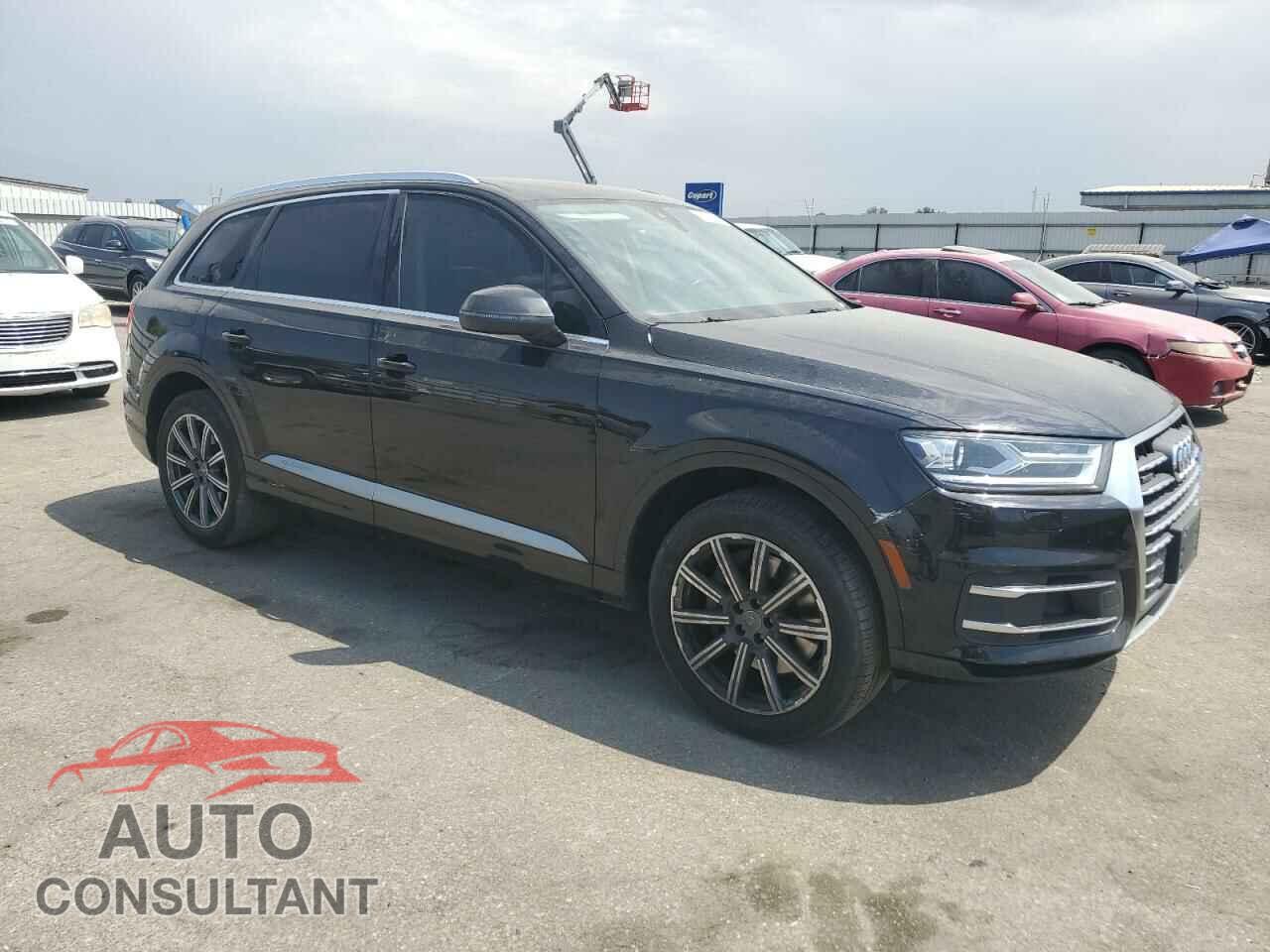 AUDI Q7 2017 - WA1LAAF75HD001485