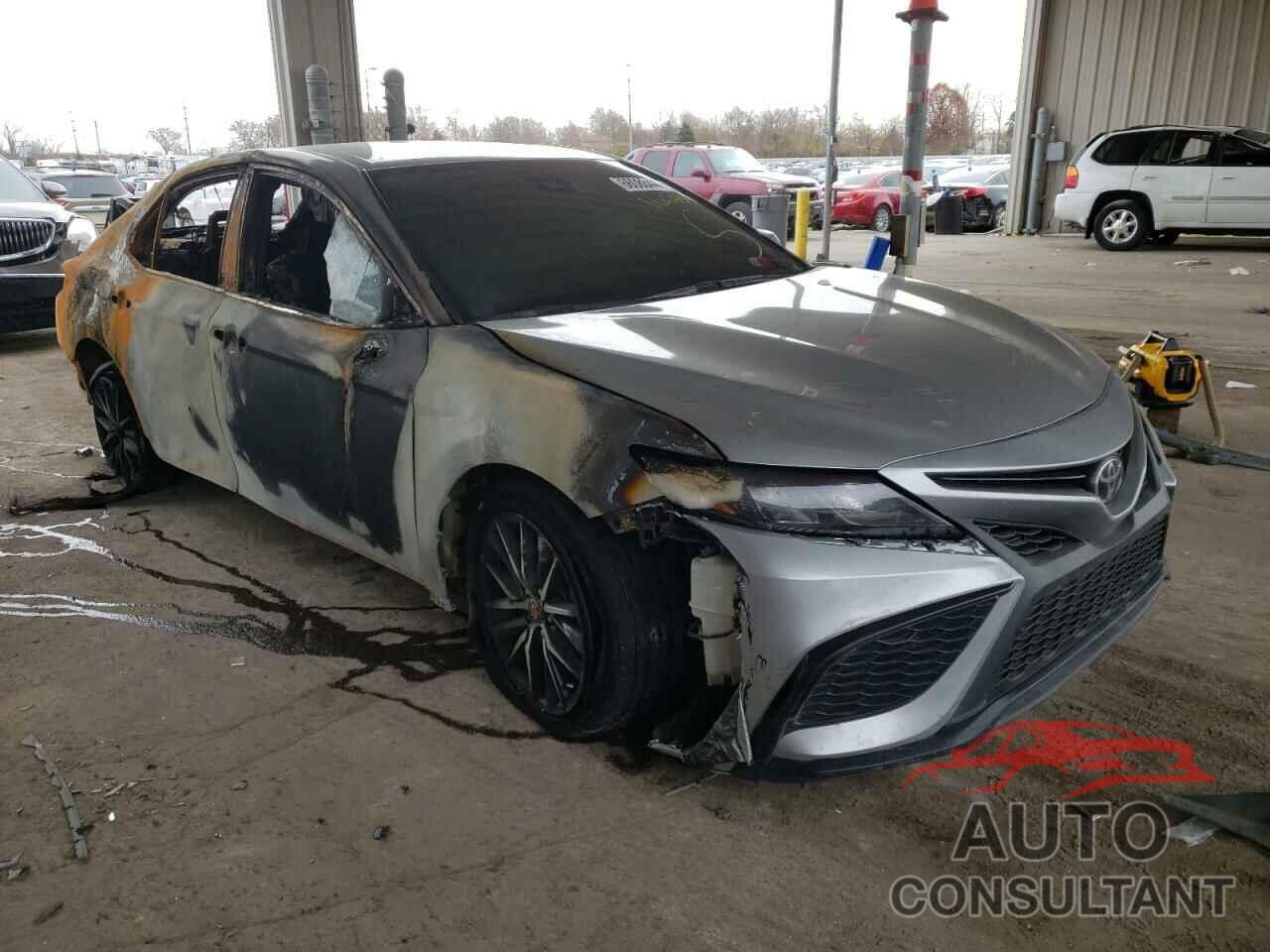 TOYOTA CAMRY 2021 - 4T1G11AK4MU471287