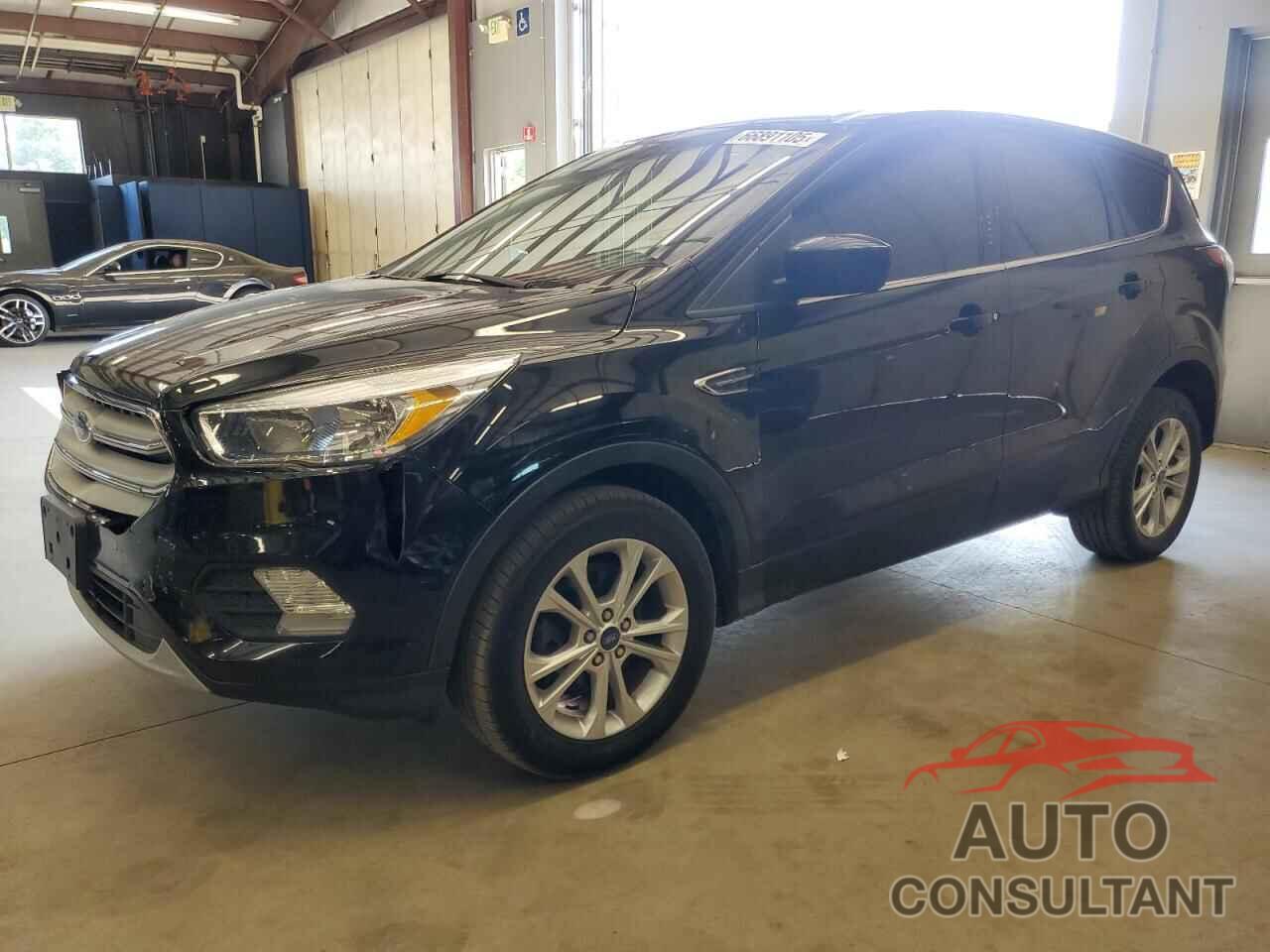 FORD ESCAPE 2017 - 1FMCU9GD1HUB39049