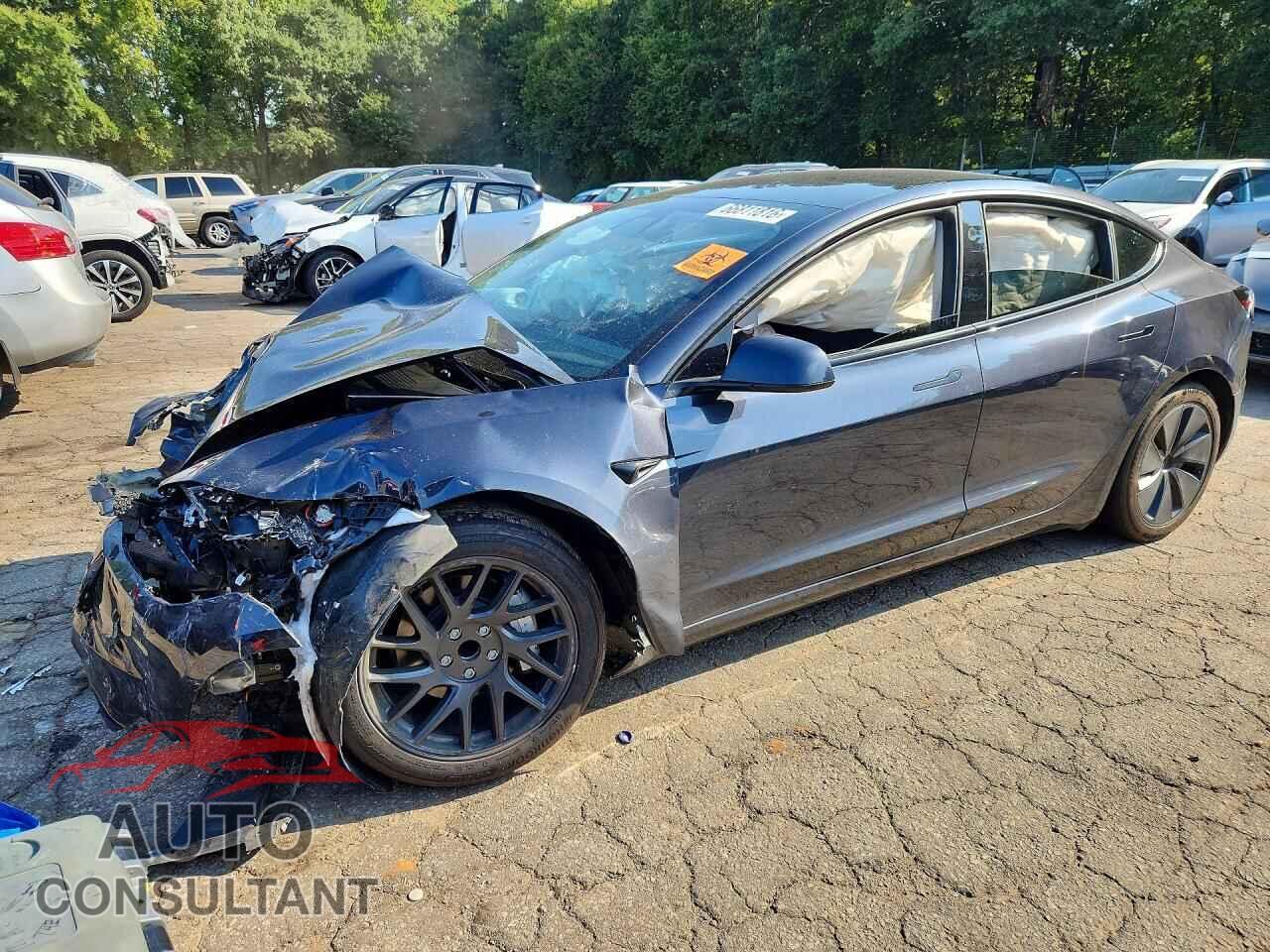 TESLA MODEL 3 2024 - 5YJ3E1EA7RF739743