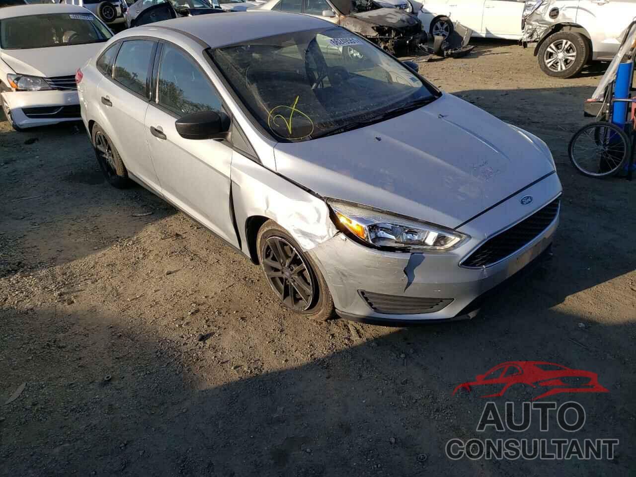 FORD FOCUS 2016 - 1FADP3E26GL313996