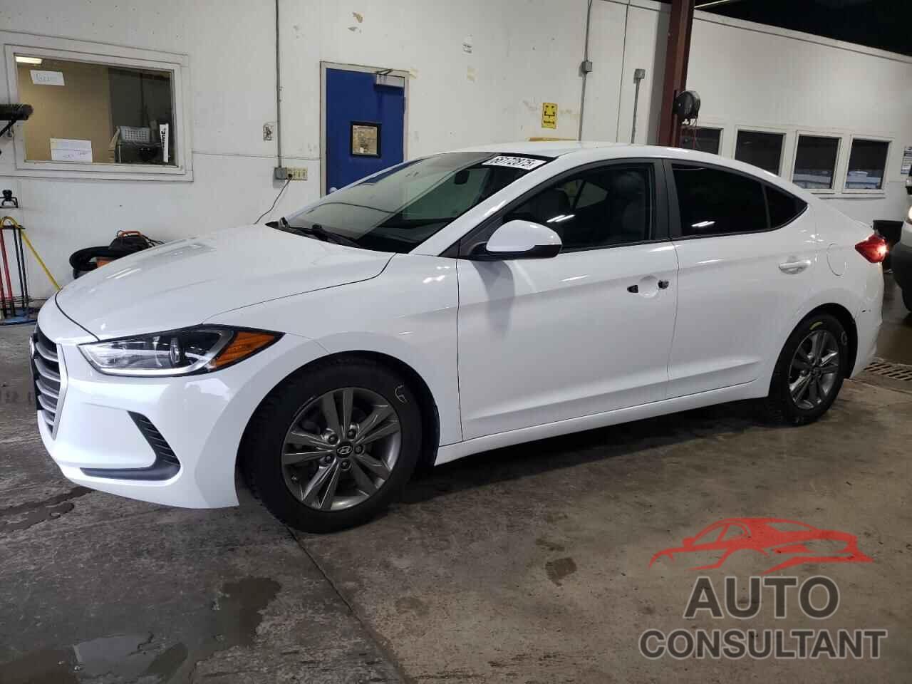 HYUNDAI ELANTRA 2018 - 5NPD84LF5JH327578