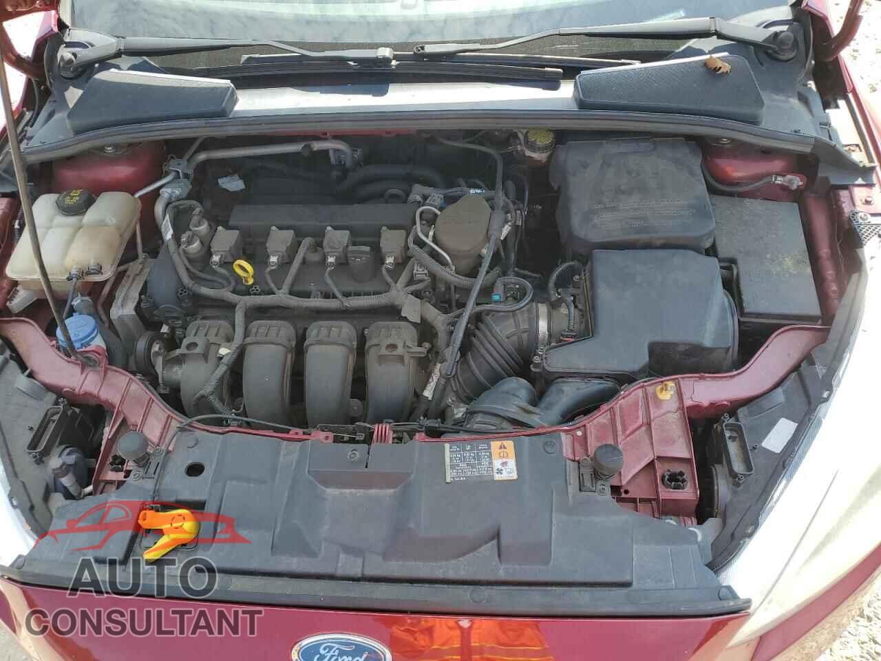 FORD FOCUS 2015 - 1FADP3F23FL252572