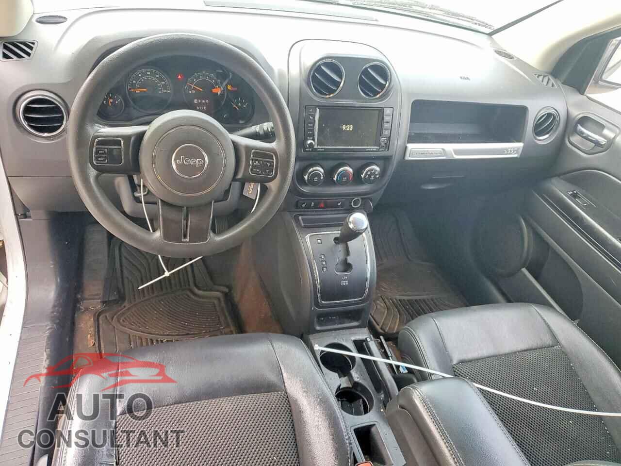 JEEP COMPASS 2015 - 1C4NJCBAXFD367645