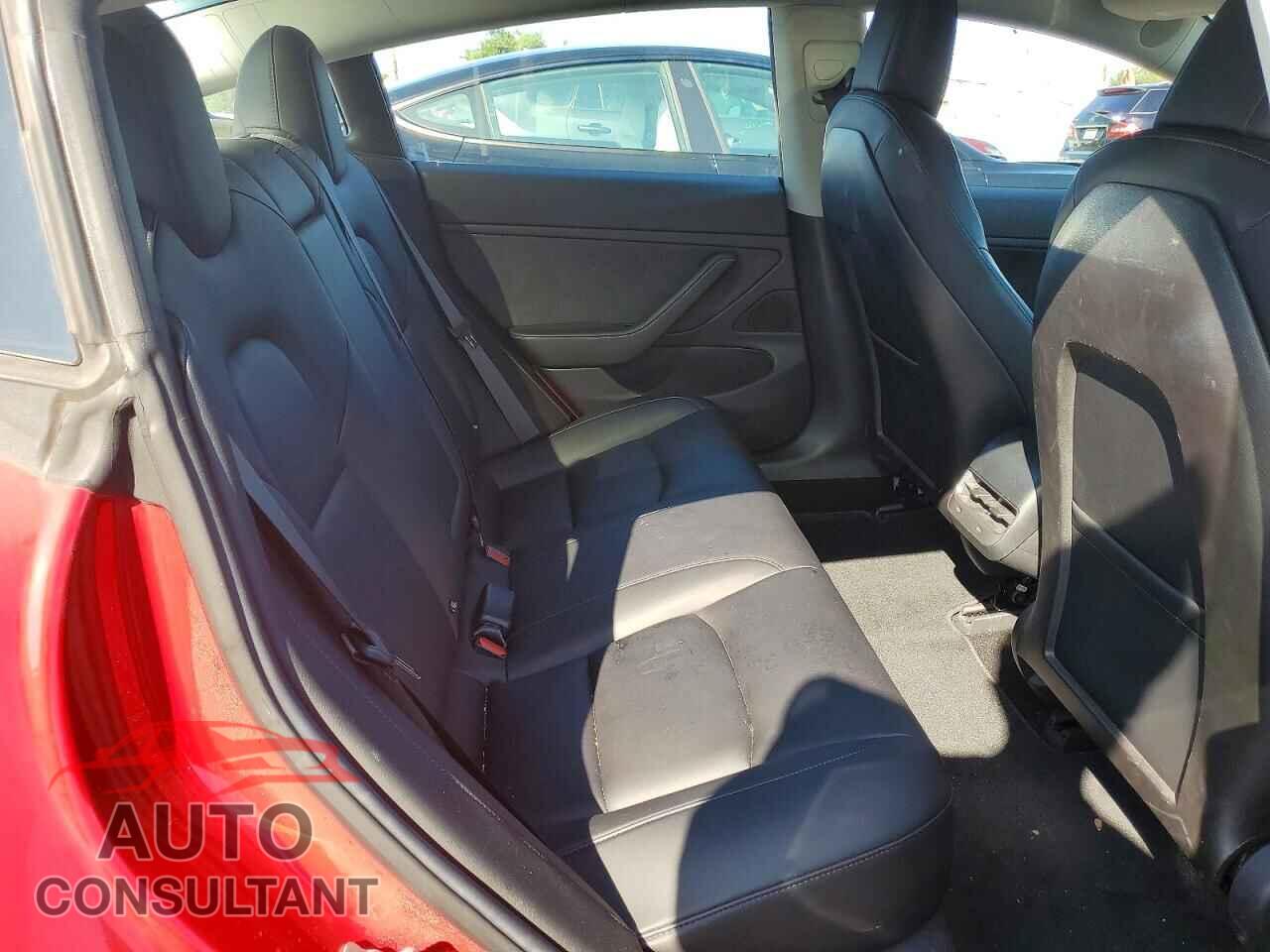 TESLA MODEL 3 2018 - 5YJ3E1EA6JF043430