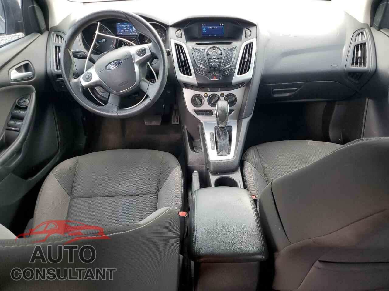 FORD FOCUS 2014 - 1FADP3K2XEL268336