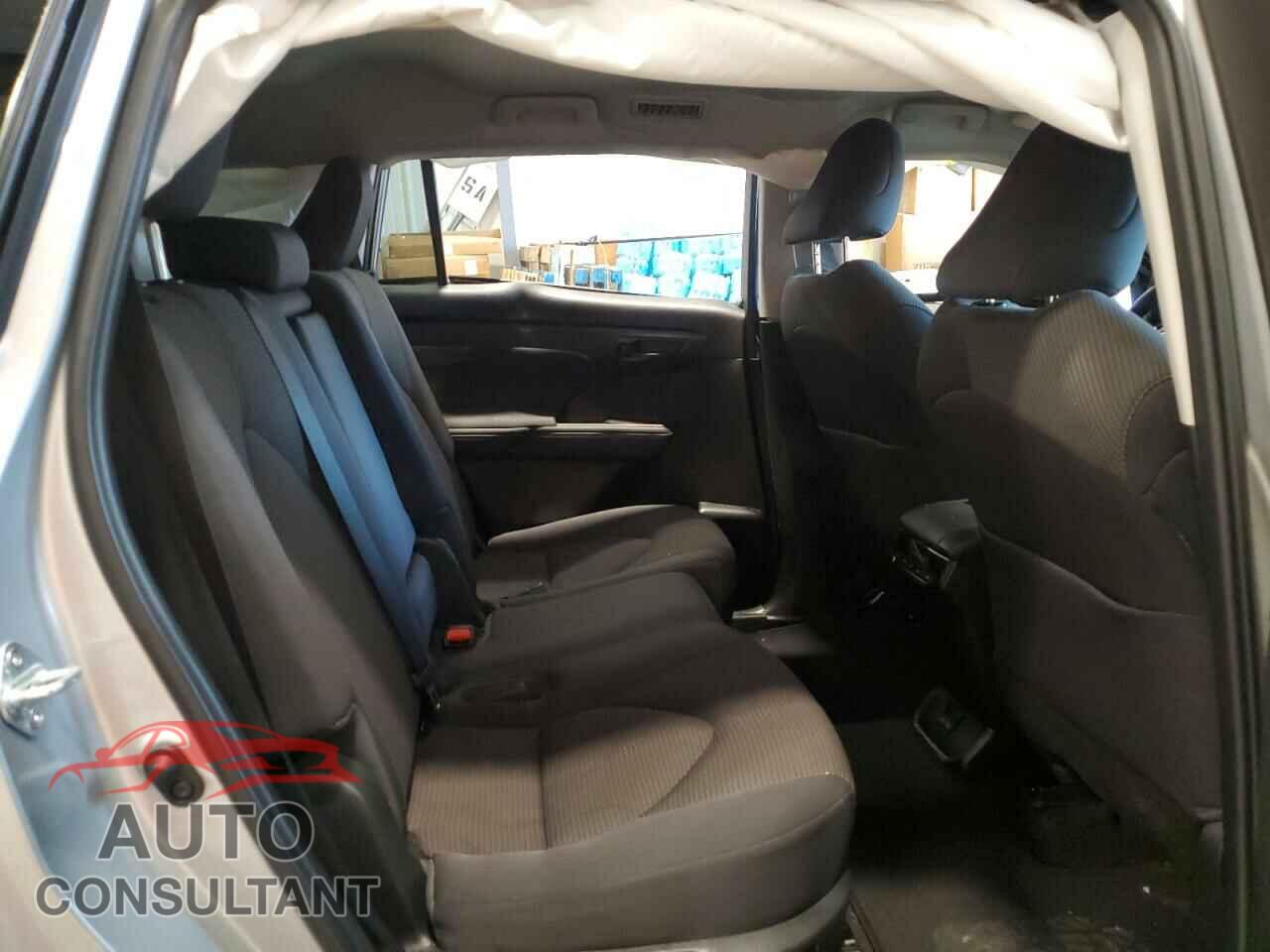 TOYOTA HIGHLANDER 2023 - 5TDKDRAH7PS027614
