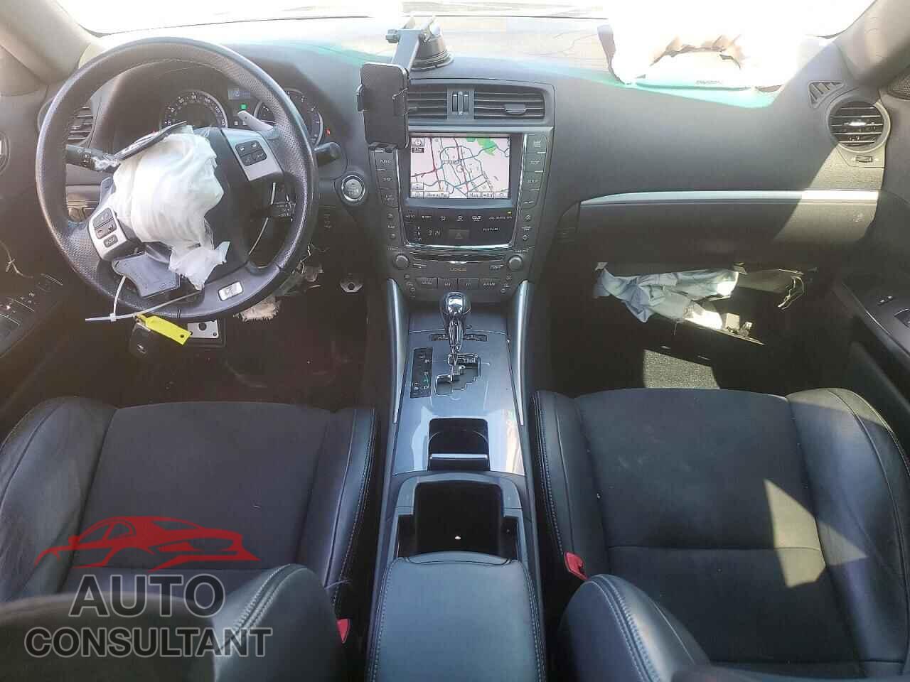 LEXUS IS 2011 - JTHBE5C24B5027937