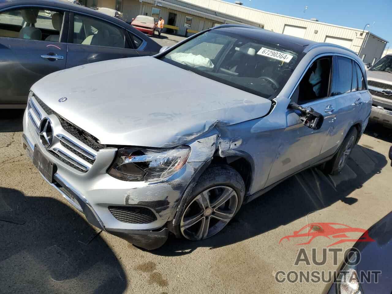 MERCEDES-BENZ GLC-CLASS 2017 - WDC0G4KB9HF192880