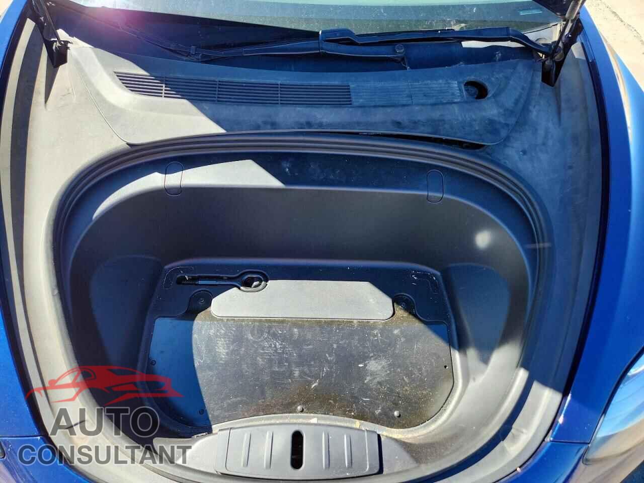 TESLA MODEL 3 2019 - 5YJ3E1EA5KF326323
