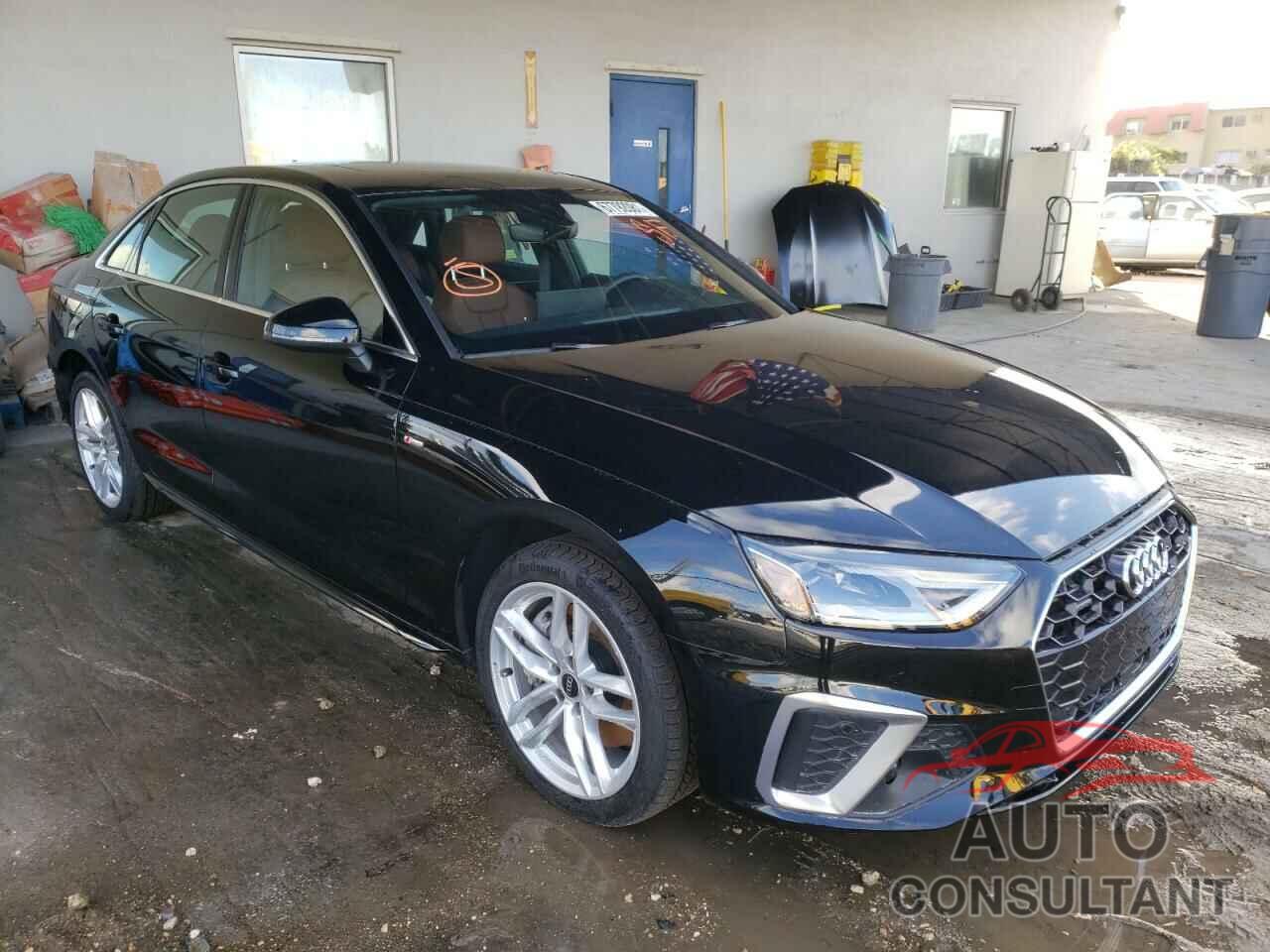 AUDI A4 2021 - WAUDAAF45MA030784