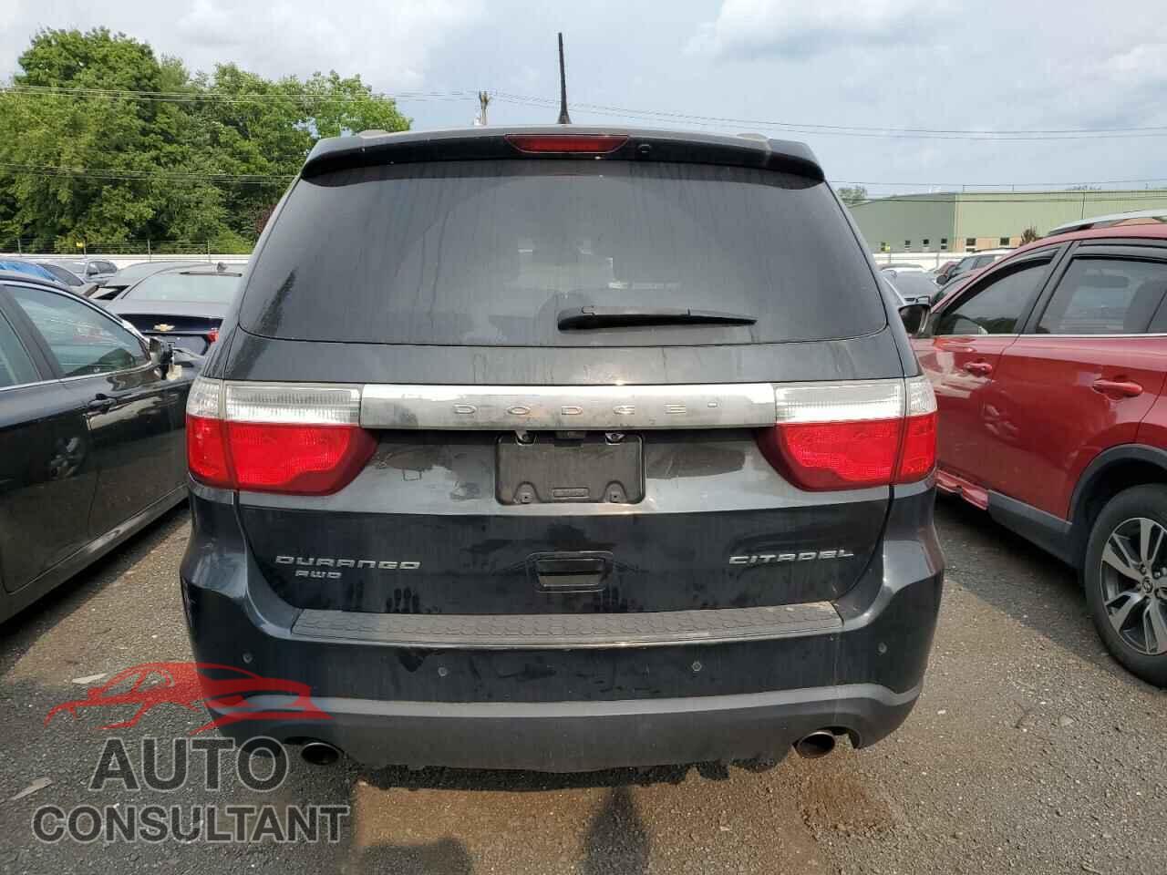 DODGE DURANGO 2013 - 1C4SDJET3DC574599