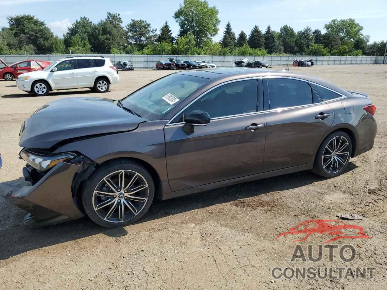 TOYOTA AVALON 2019 - 4T1BZ1FB3KU004600