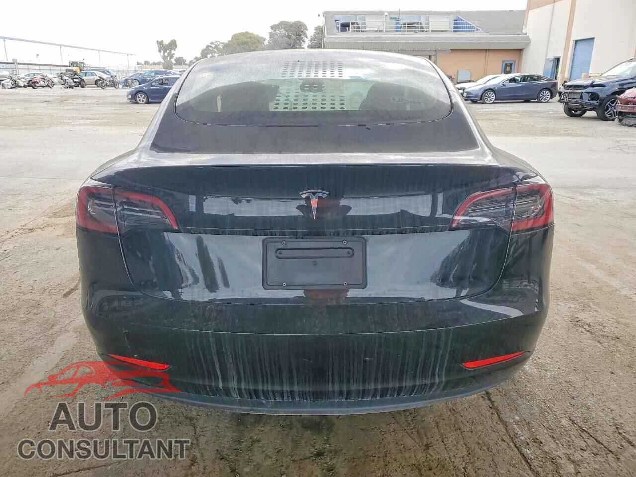 TESLA MODEL 3 2023 - 5YJ3E1EA4PF713436