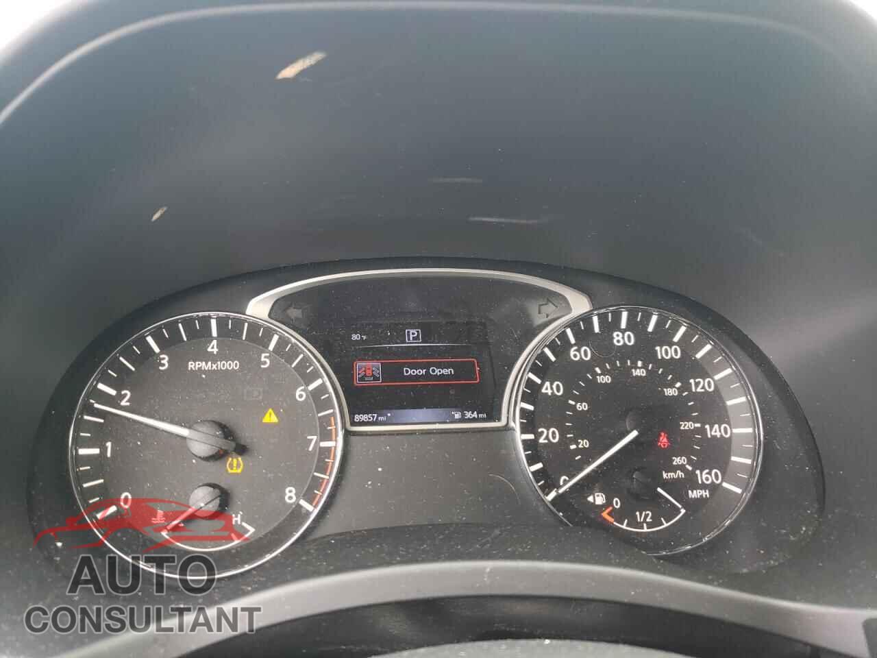 NISSAN PATHFINDER 2017 - 5N1DR2MN4HC610191