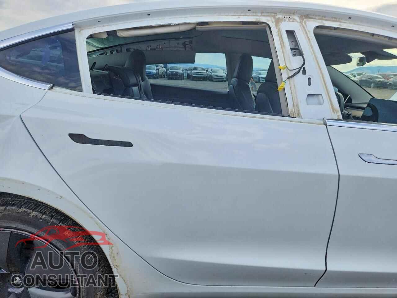 TESLA MODEL 3 2018 - 5YJ3E1EB9JF094820