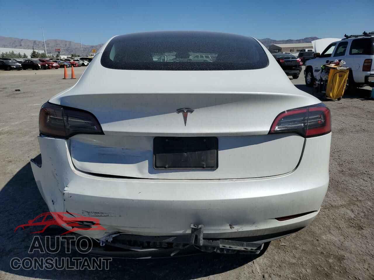 TESLA MODEL 3 2023 - 5YJ3E1EA4PF611179