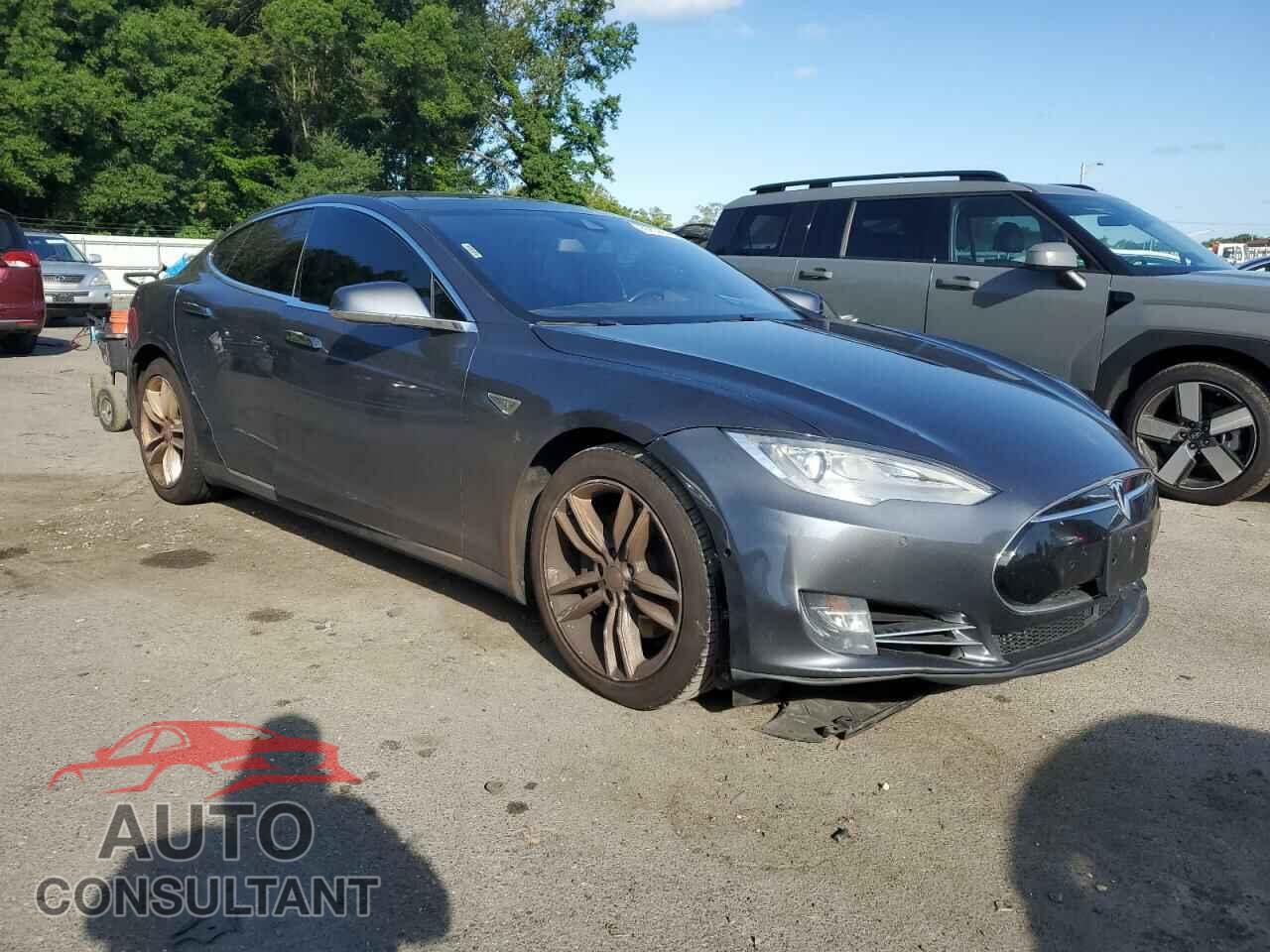 TESLA MODEL S 2016 - 5YJSA1E26GF130723