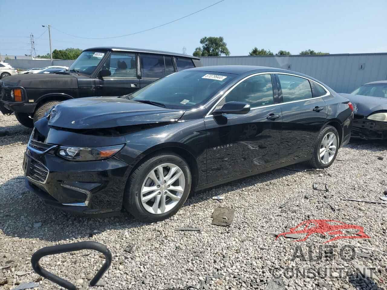 CHEVROLET MALIBU 2018 - 1G1ZD5ST3JF246077