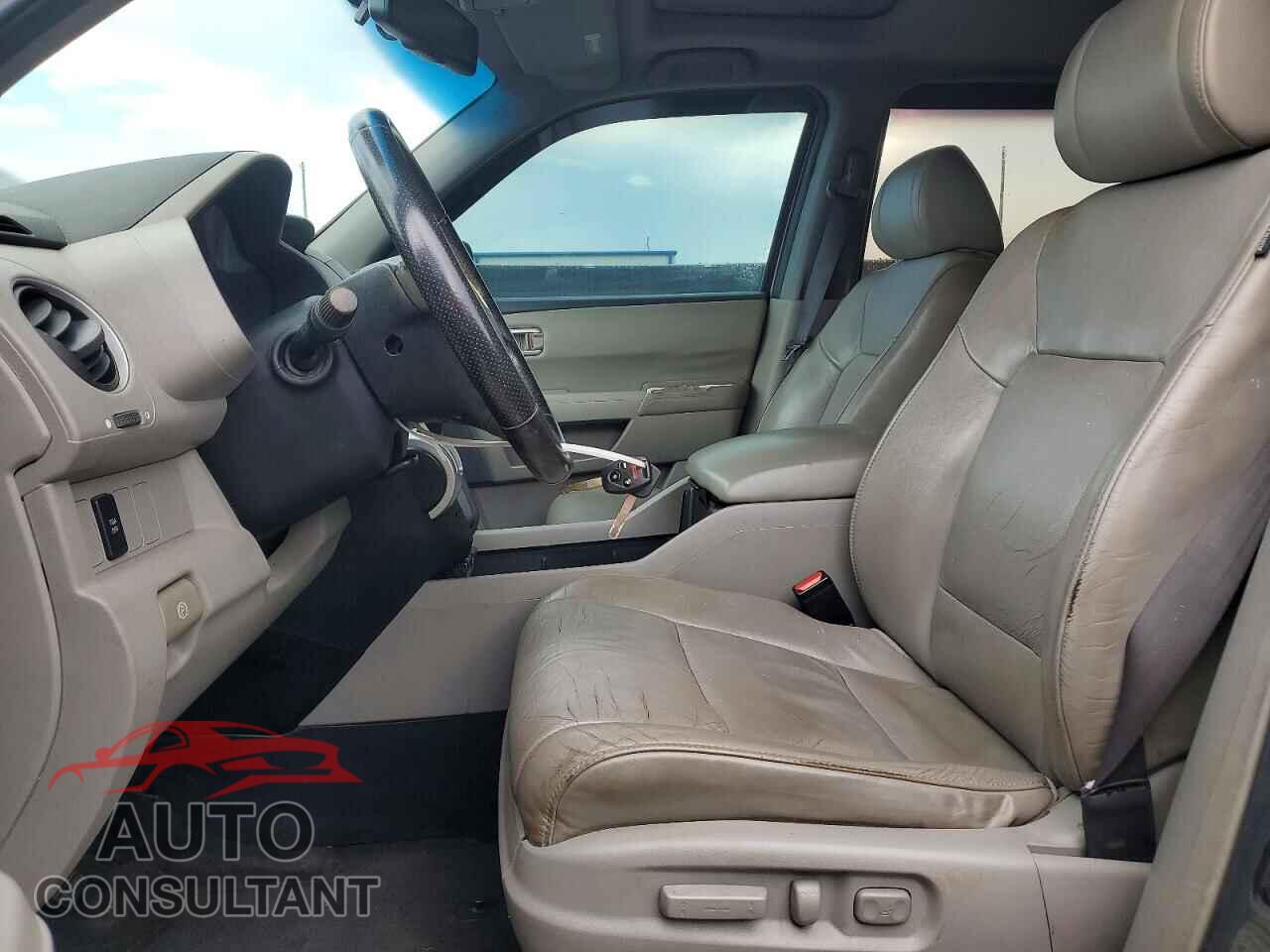 HONDA PILOT 2011 - 5FNYF4H56BB024283
