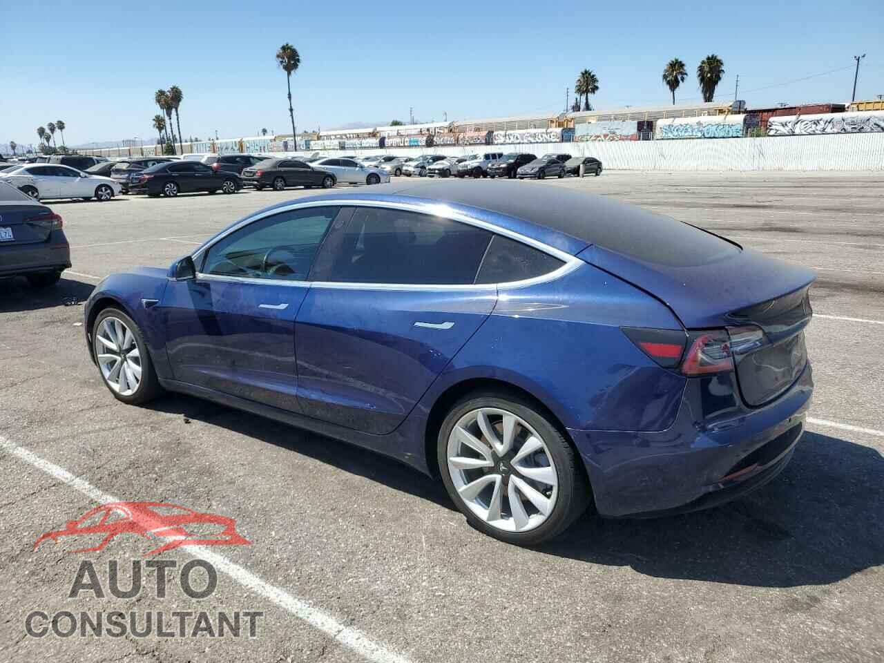 TESLA MODEL 3 2018 - 5YJ3E1EB7JF092063
