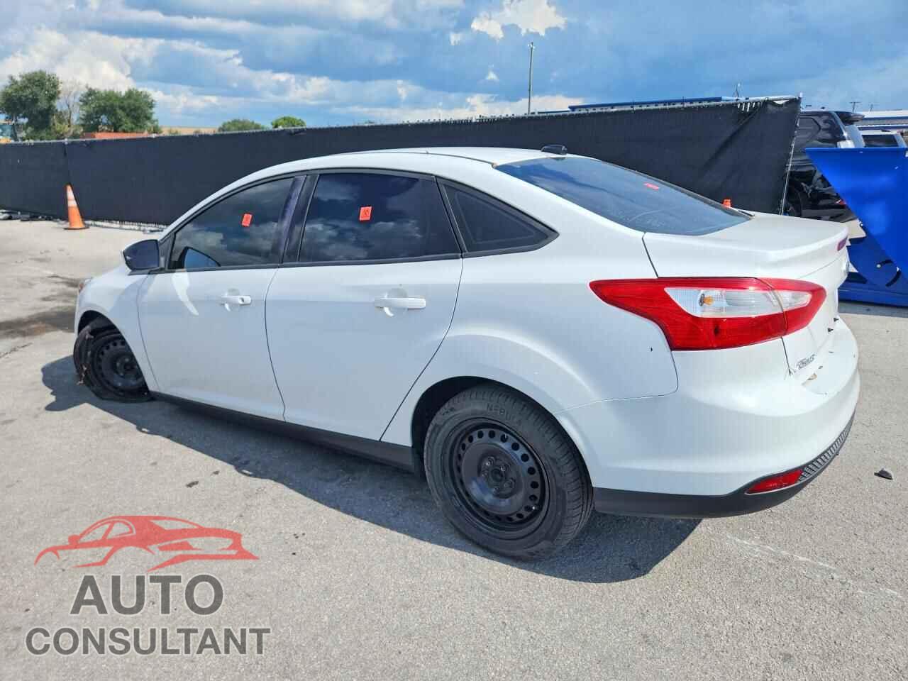 FORD FOCUS 2012 - 1FAHP3F28CL201694