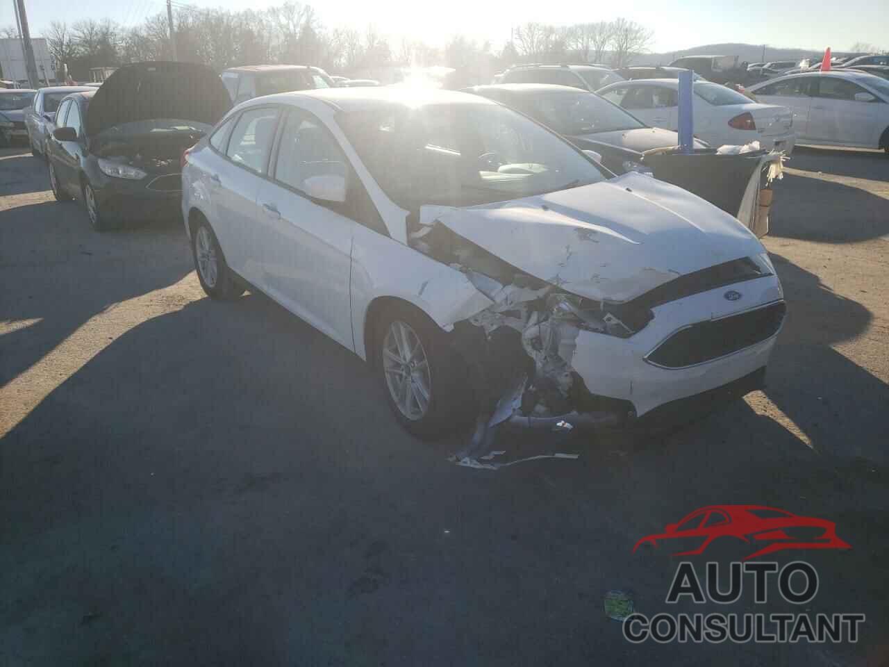 FORD FOCUS 2018 - 1FADP3FE8JL200941