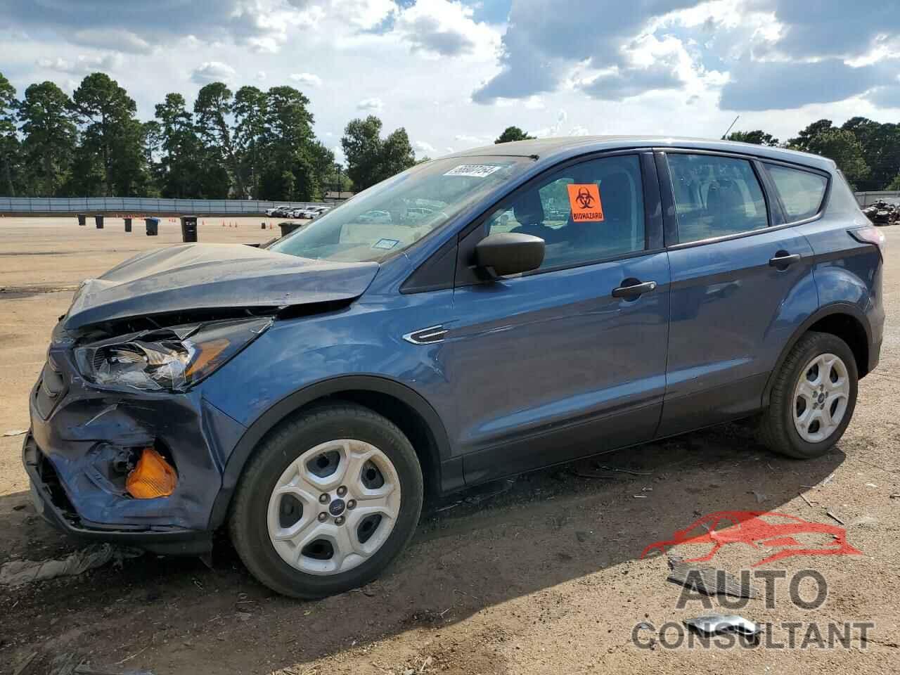 FORD ESCAPE 2018 - 1FMCU0F7XJUC59316