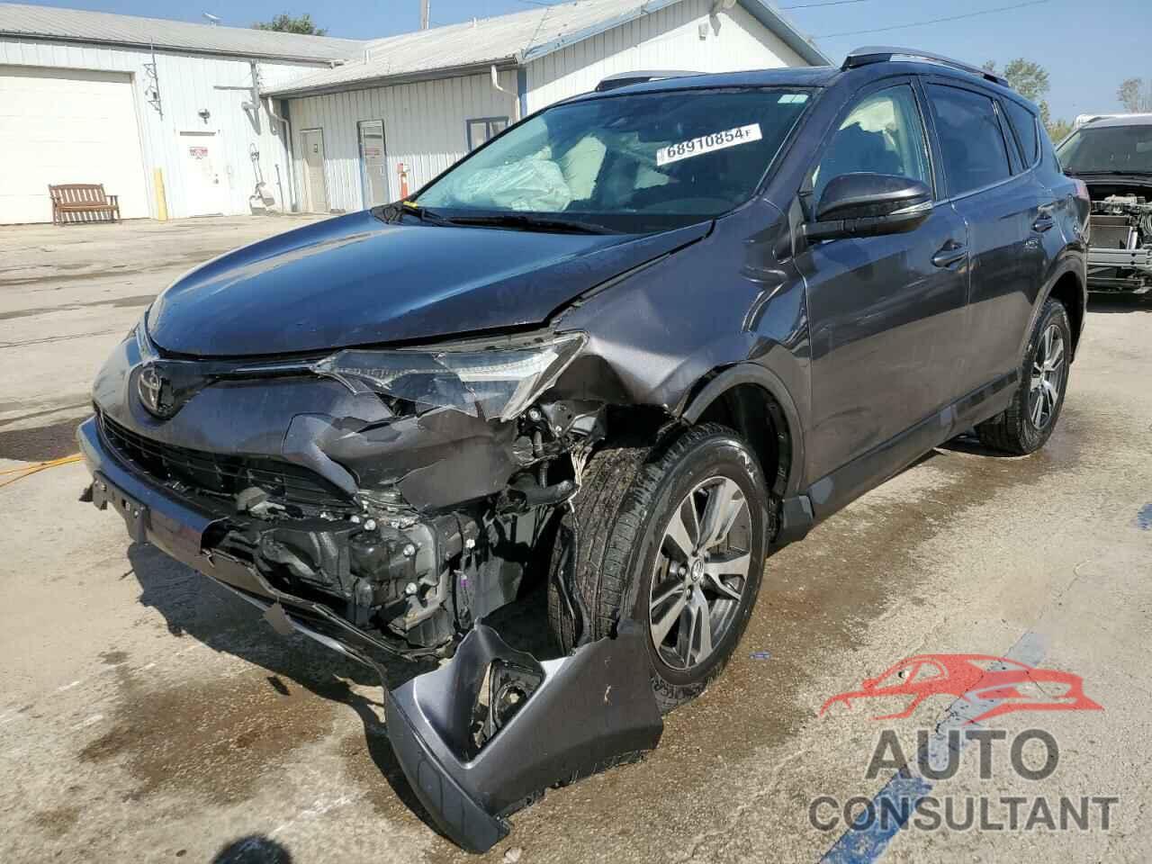 TOYOTA RAV4 2017 - JTMRFREV5HJ141568