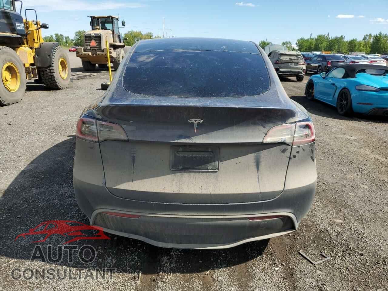 TESLA MODEL Y 2023 - LRWYGDFD3PC938807