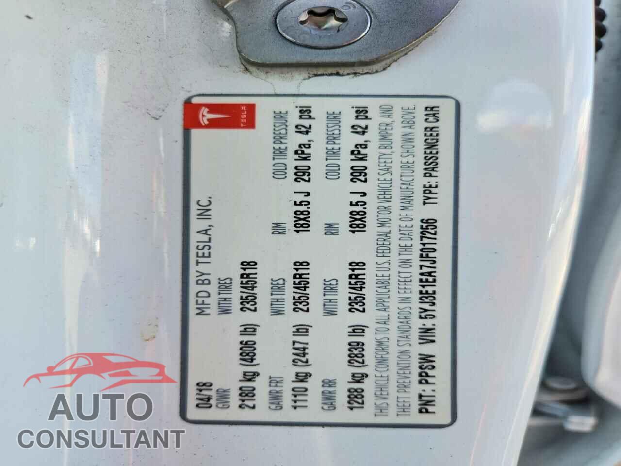 TESLA MODEL 3 2018 - 5YJ3E1EA7JF017256