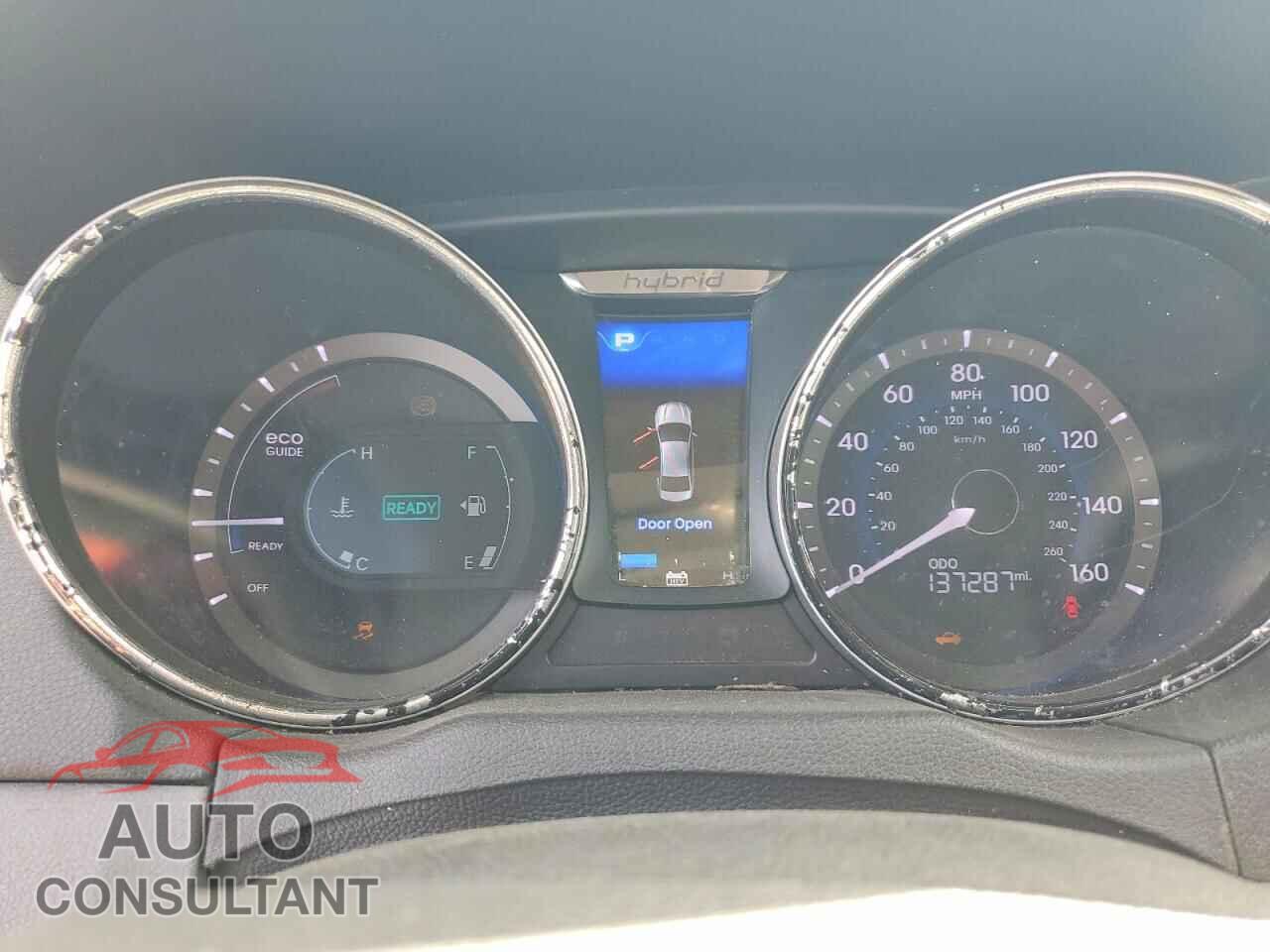 HYUNDAI SONATA 2012 - KMHEC4A40CA058335