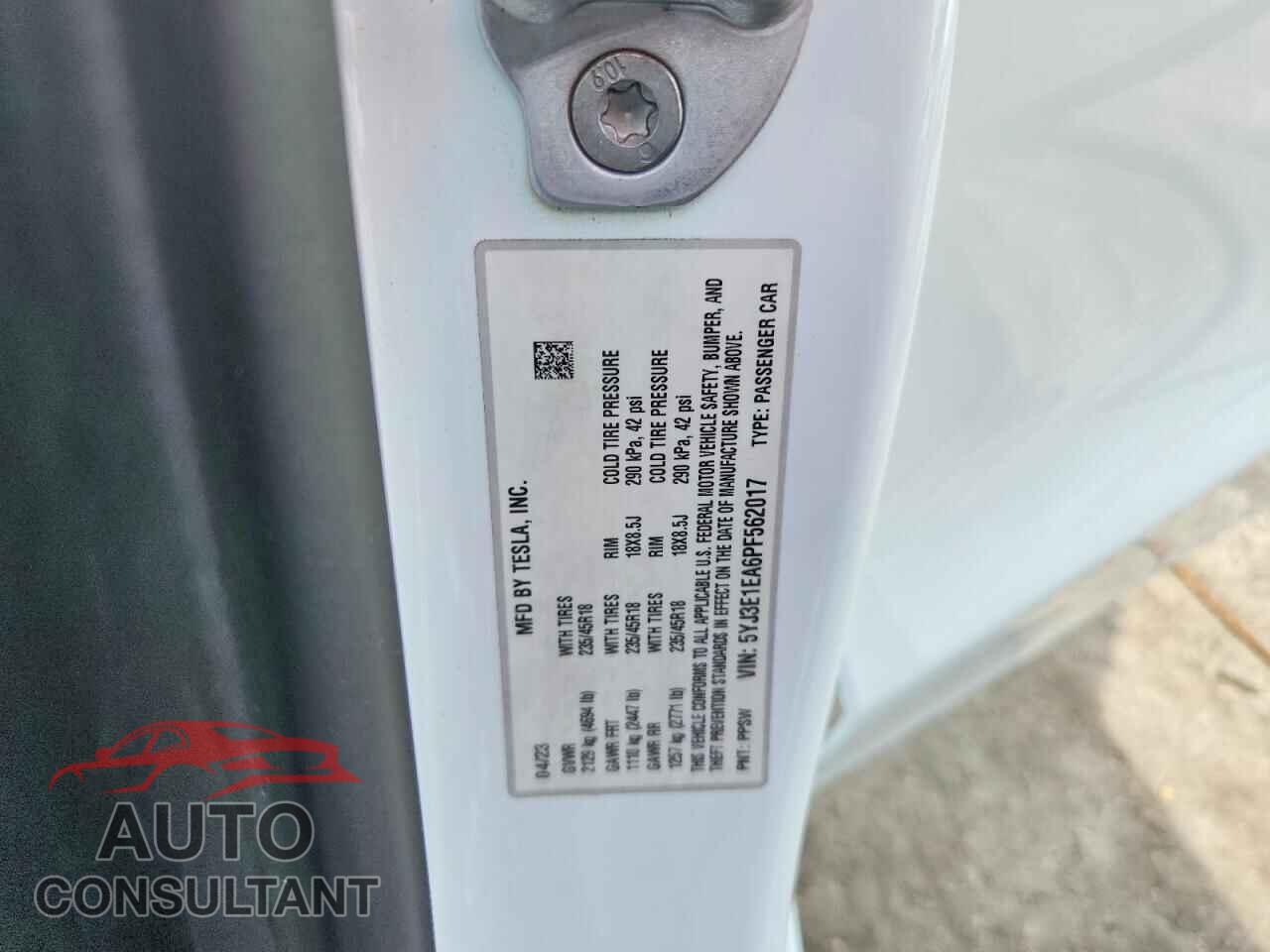 TESLA MODEL 3 2023 - 5YJ3E1EA6PF562017