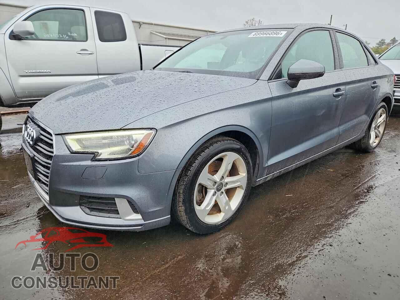 AUDI A3 2017 - WAUB8GFF6H1041760