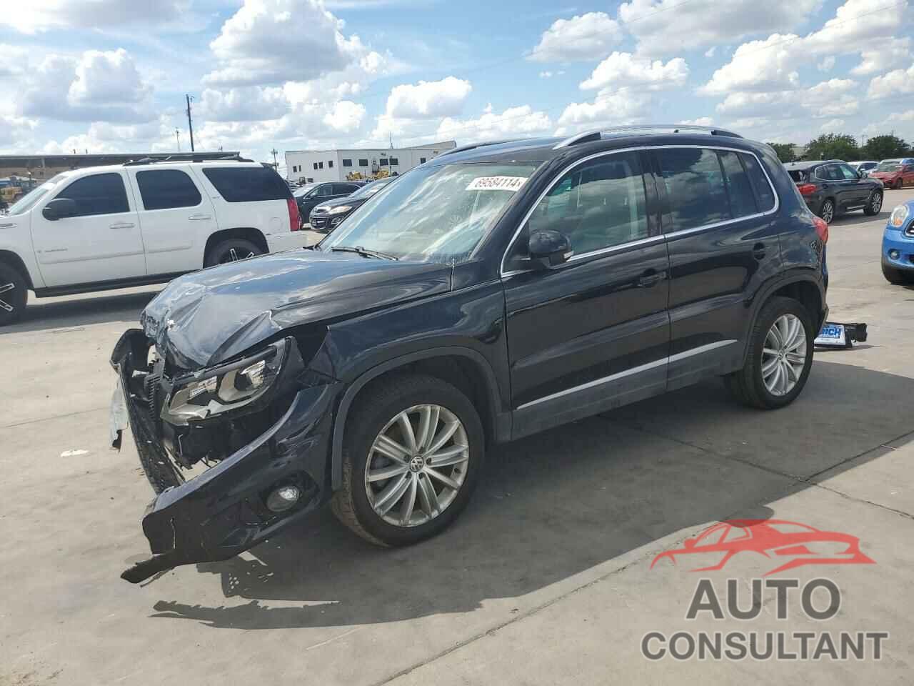 VOLKSWAGEN TIGUAN 2016 - WVGBV7AXXGW577409