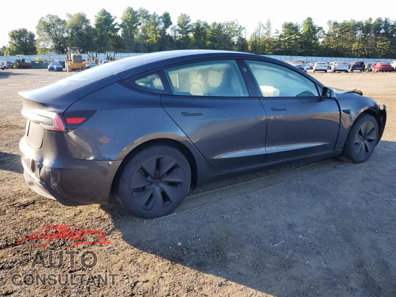 TESLA MODEL 3 2024 - 5YJ3E1EA5RF727896