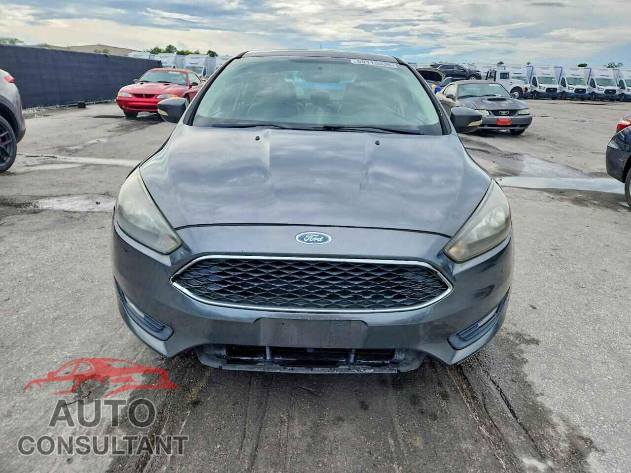 FORD FOCUS 2017 - 1FADP3H22HL218817