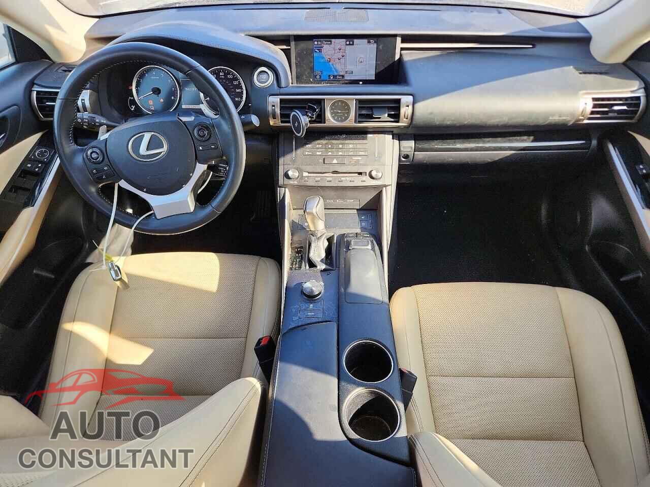 LEXUS IS 2015 - JTHBF1D2XF5056594