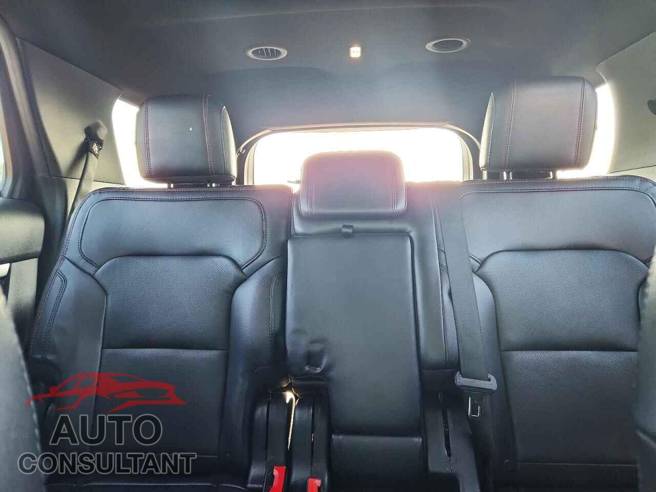 FORD EXPLORER 2018 - 1FM5K8GT4JGB14604