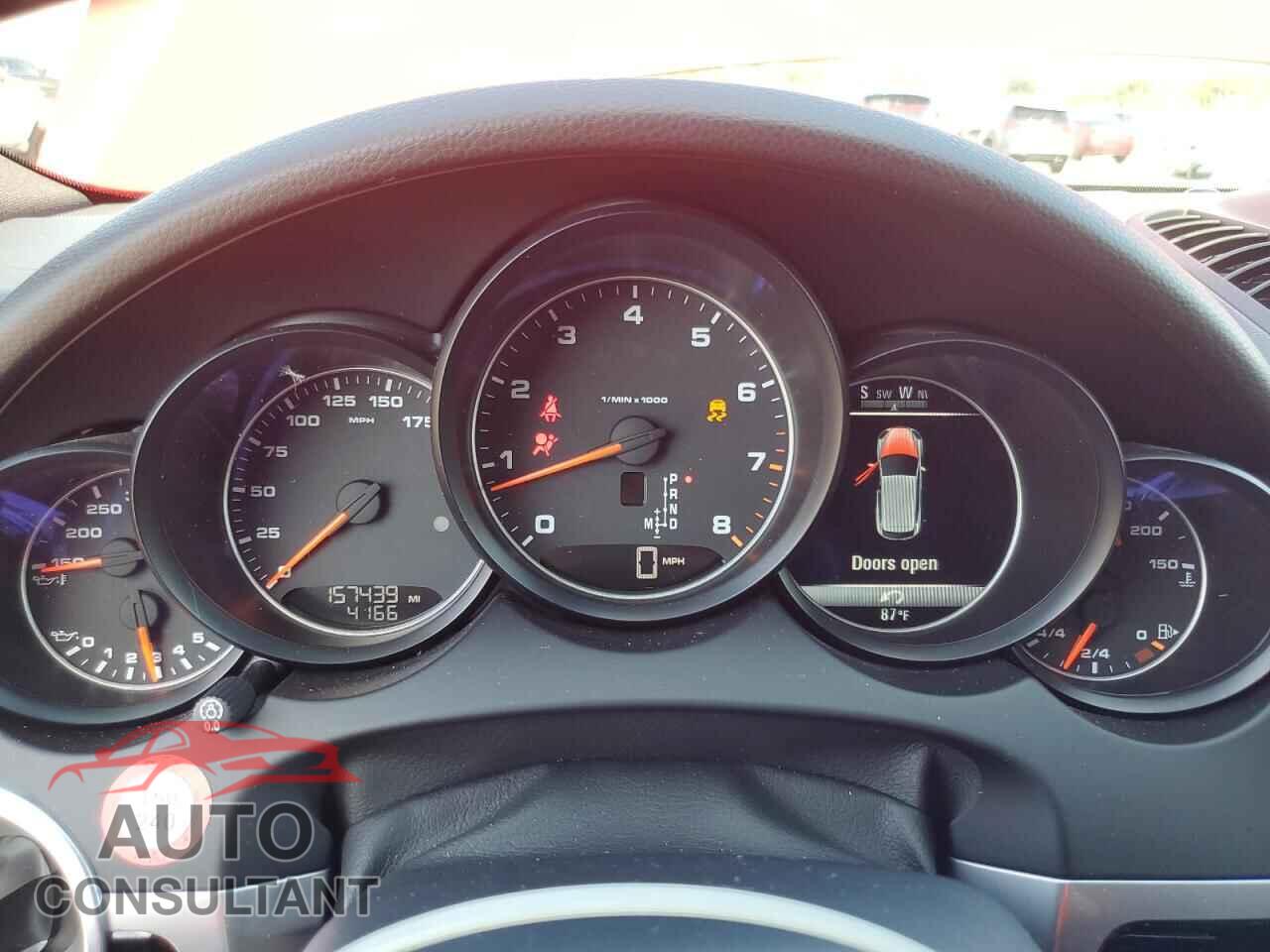 PORSCHE CAYENNE 2016 - WP1AA2A29GKA36070