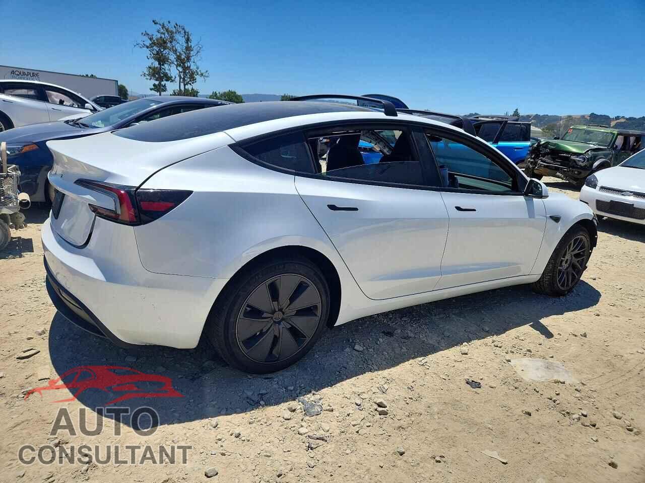 TESLA MODEL 3 2026 - 5YJ3E1EAXTF153335